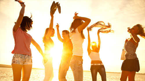 活塞阵容深度优势，获得胜利保持不败